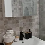 Dumi Sky Apartman Bukarest