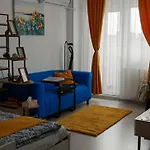 Dumi Sky * Βουκουρέστι