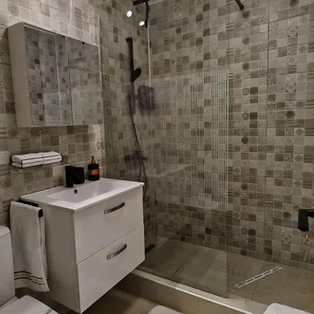 Dumi Sky Studio - Near Iancului Metro & National Arena