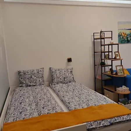 Apartment Dumi Sky Studio - Near Iancului Metro & National Arena