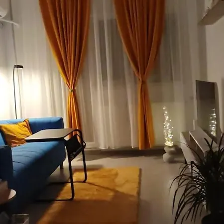 Dumi Sky Studio - Near Iancului Metro & National Arena *