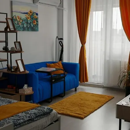 Dumi Sky Studio - Near Iancului Metro & National Arena * Bukarest