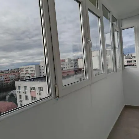 Dumi Sky Studio - Near Iancului Metro & National Arena
