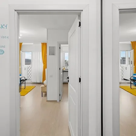 Apartment Dumi Sky Studio - Near Iancului Metro & National Arena