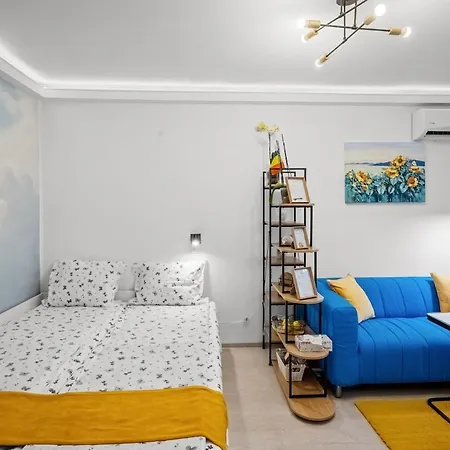 Dumi Sky Studio - Near Iancului Metro & National Arena *